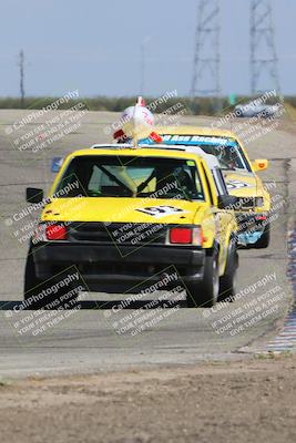 media/Oct-01-2023-24 Hours of Lemons (Sun) [[82277b781d]]/1045am (Outside Grapevine)/